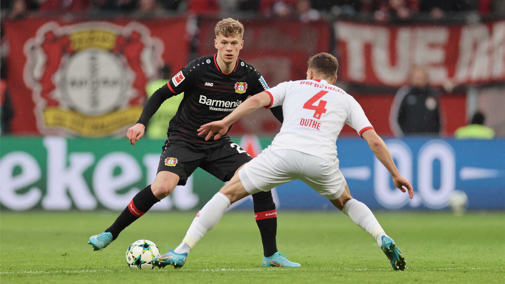 勒沃库森逼近利物浦中卫宽萨签约，冲击队史纪录